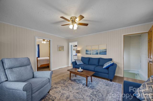 107 Axley Street, Canton, NC 28716