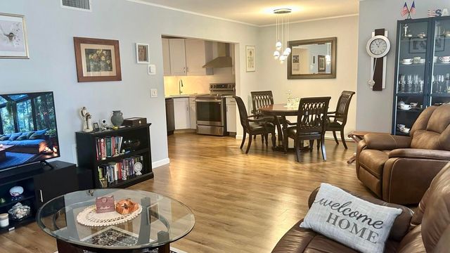 301 Pine Ridge Circle C-2, Greenacres, FL 33463