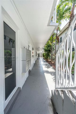 7311 Byron Ave 11, Miami Beach, FL 33141