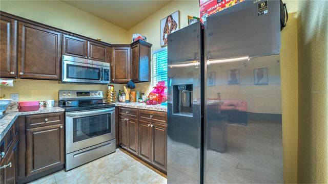 1404 NW 18TH AVENUE, Ocala, FL 34475