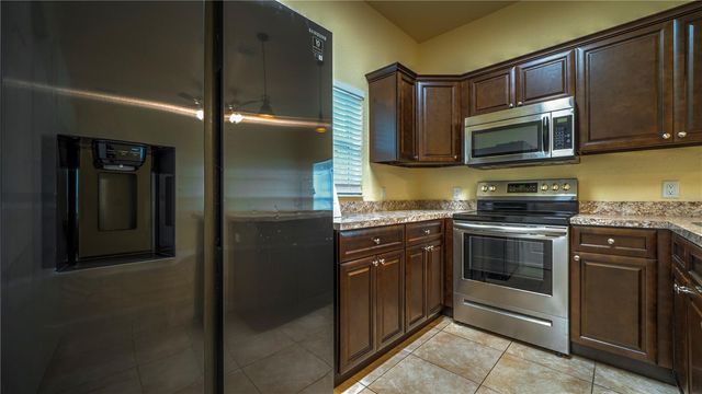 1404 NW 18TH AVENUE, Ocala, FL 34475