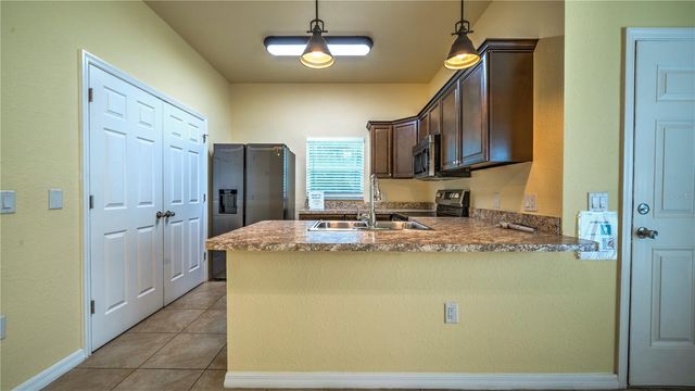 1404 NW 18TH AVENUE, Ocala, FL 34475