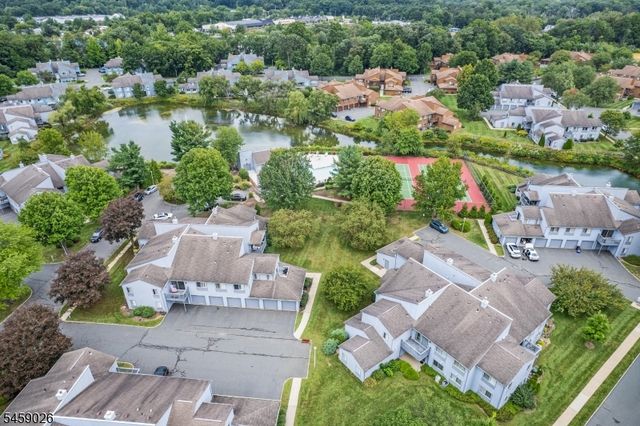 228 Drake Ln 228, Roxbury Twp., NJ 07852