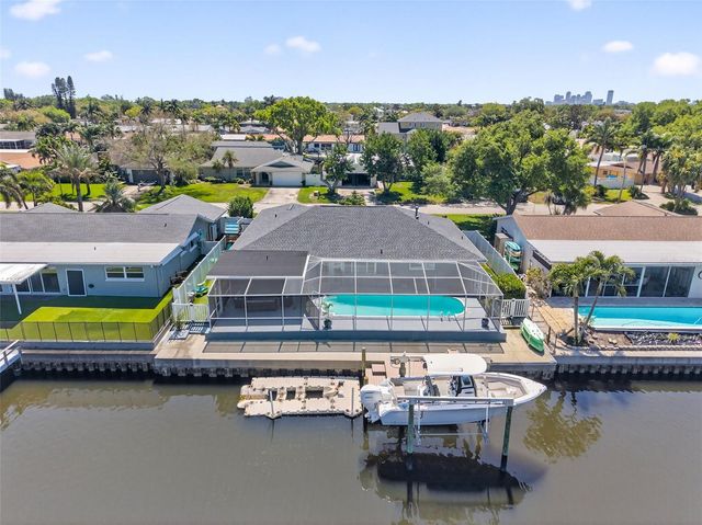 1435 48TH AVENUE NE, St Petersburg, FL 33703