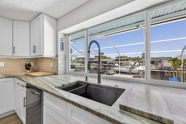 1435 48TH AVENUE NE, St Petersburg, FL 33703