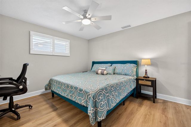 1435 48TH AVENUE NE, St Petersburg, FL 33703