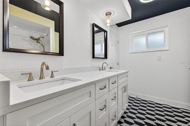 1435 48TH AVENUE NE, St Petersburg, FL 33703