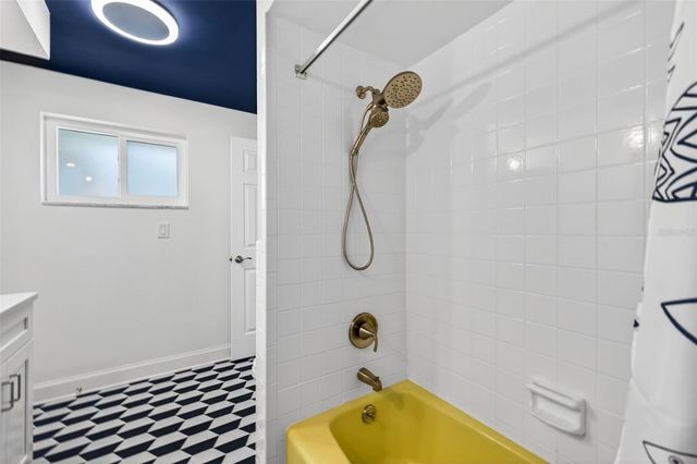 1435 48TH AVENUE NE, St Petersburg, FL 33703