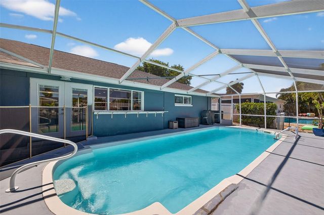 1435 48TH AVENUE NE, St Petersburg, FL 33703