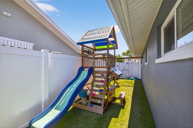 1435 48TH AVENUE NE, St Petersburg, FL 33703