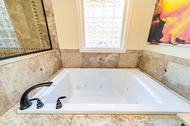 3305 Eisenhower Lane, Plano, TX 75023