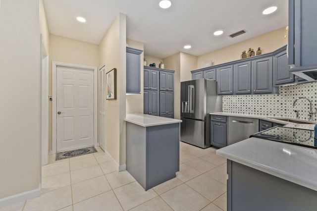 1980 Olde Bridge Drive, Vero Beach, FL 32966