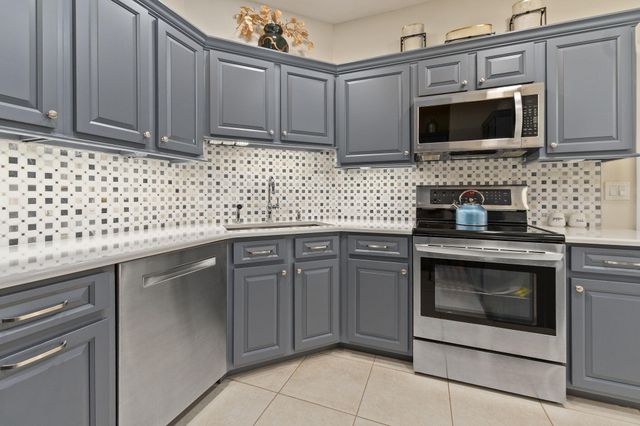 1980 Olde Bridge Drive, Vero Beach, FL 32966