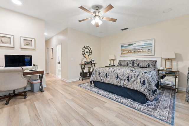 1980 Olde Bridge Drive, Vero Beach, FL 32966