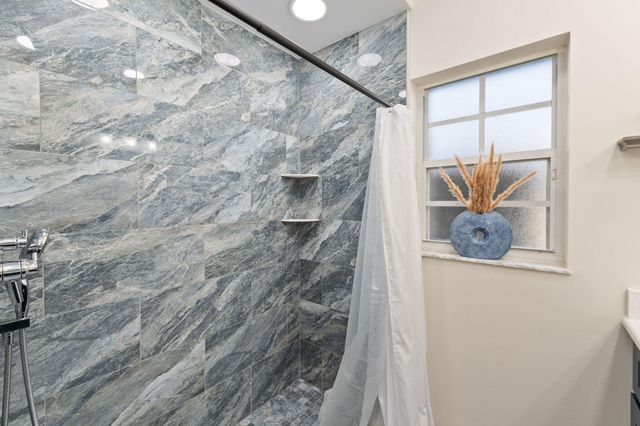 1980 Olde Bridge Drive, Vero Beach, FL 32966