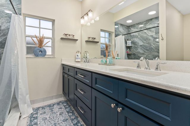 1980 Olde Bridge Drive, Vero Beach, FL 32966