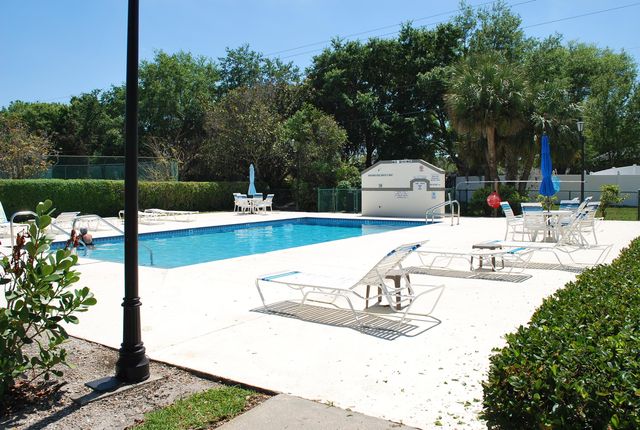 1980 Olde Bridge Drive, Vero Beach, FL 32966