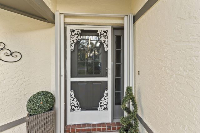 1980 Olde Bridge Drive, Vero Beach, FL 32966