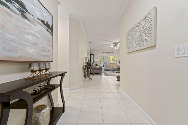 1980 Olde Bridge Drive, Vero Beach, FL 32966