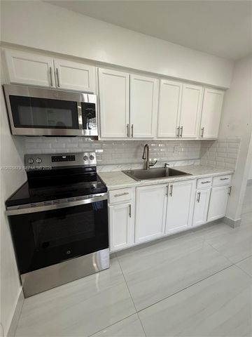 1816 NW 25th Ter 0, Fort Lauderdale, FL 33311