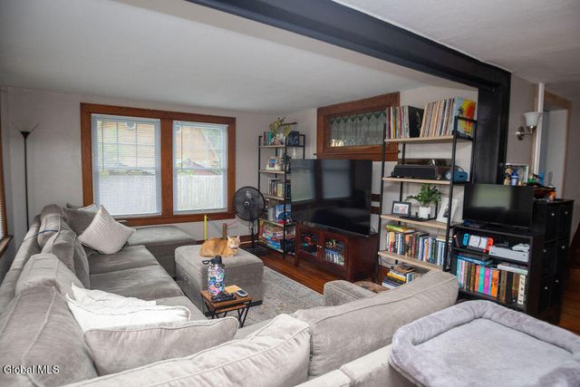 338 Riverbend Road, Troy, NY 12182