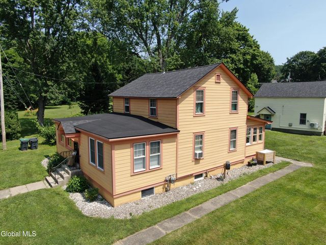 338 Riverbend Road, Troy, NY 12182