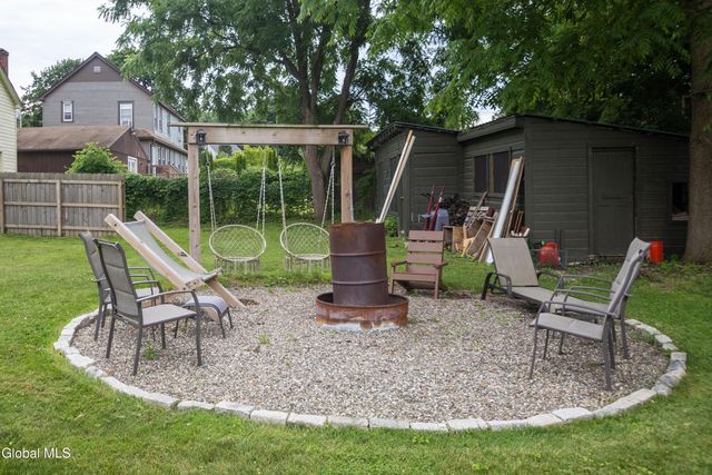 338 Riverbend Road, Troy, NY 12182