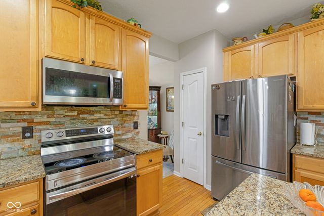 525 Viburnum Run, Westfield, IN 46074