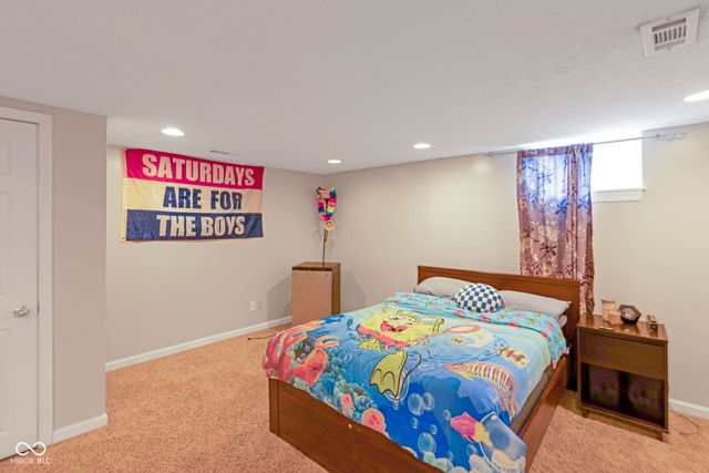 525 Viburnum Run, Westfield, IN 46074