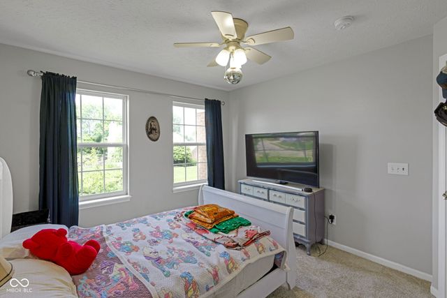 525 Viburnum Run, Westfield, IN 46074