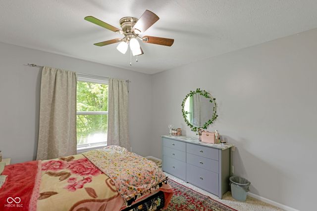 525 Viburnum Run, Westfield, IN 46074
