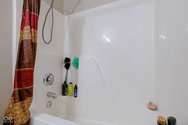 525 Viburnum Run, Westfield, IN 46074