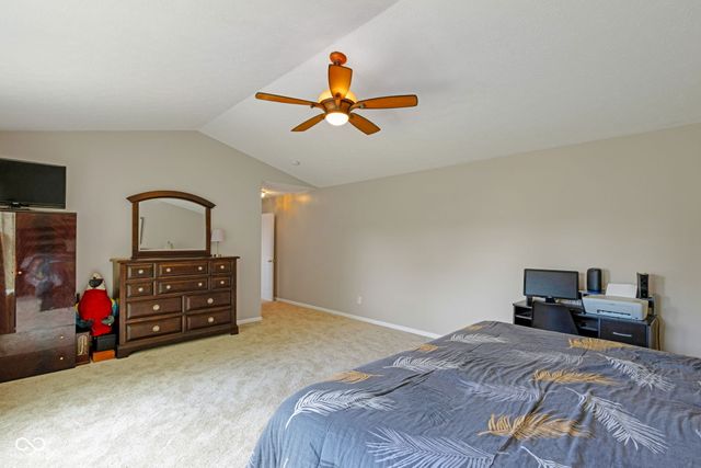 525 Viburnum Run, Westfield, IN 46074