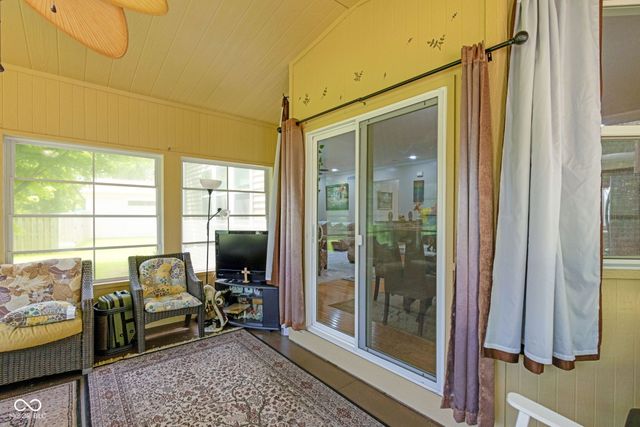 525 Viburnum Run, Westfield, IN 46074