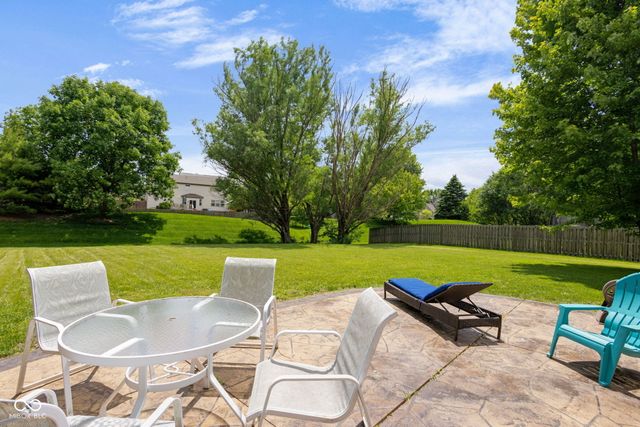 525 Viburnum Run, Westfield, IN 46074