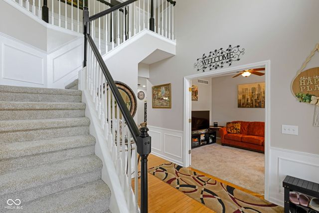525 Viburnum Run, Westfield, IN 46074