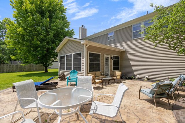 525 Viburnum Run, Westfield, IN 46074