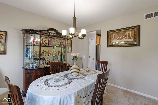 525 Viburnum Run, Westfield, IN 46074