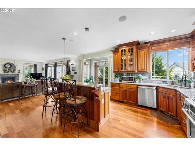 620 Waters Watch Rd, Kalama, WA 98625