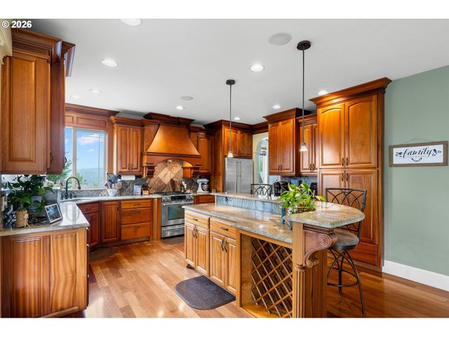 620 Waters Watch Rd, Kalama, WA 98625