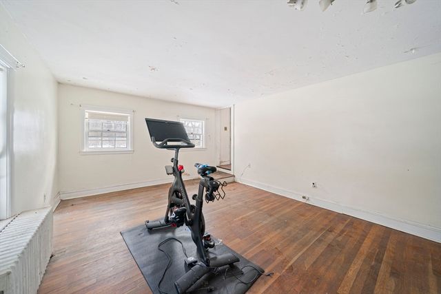 9 Barnes Rd, Hingham, MA 02043