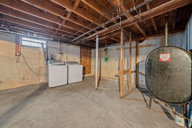 9 Barnes Rd, Hingham, MA 02043