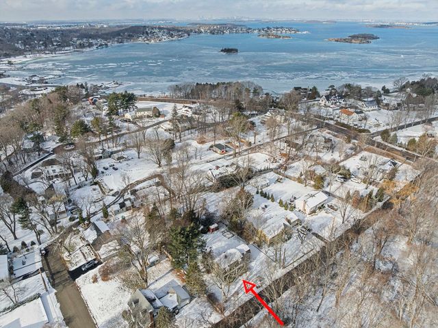 9 Barnes Rd, Hingham, MA 02043