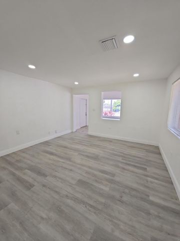 4819 SW 22nd Street, West Park, FL 33023