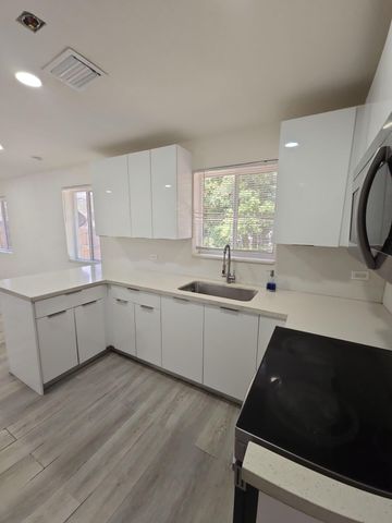 4819 SW 22nd Street, West Park, FL 33023