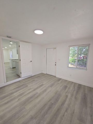 4819 SW 22nd Street, West Park, FL 33023