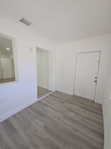 4819 SW 22nd Street, West Park, FL 33023
