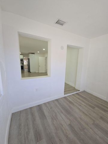 4819 SW 22nd Street, West Park, FL 33023