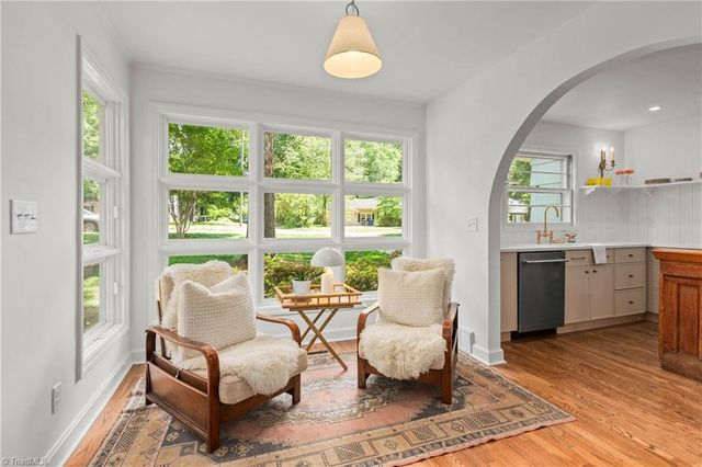 408 Burkewood Drive, Winston-salem, NC 27104