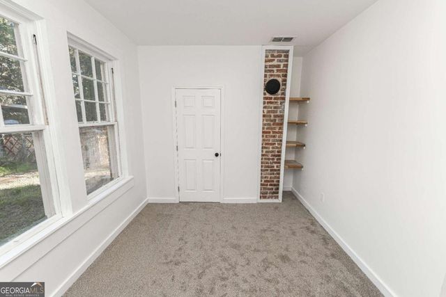 622 W Whitney Avenue, Albany, GA 31701